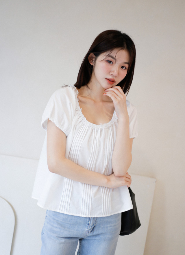 BS香頌滾領澎袖上衣