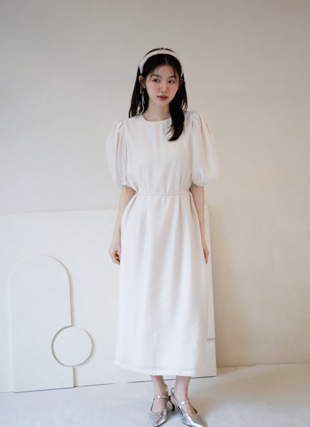 BS絲莎後打褶澎袖洋裝