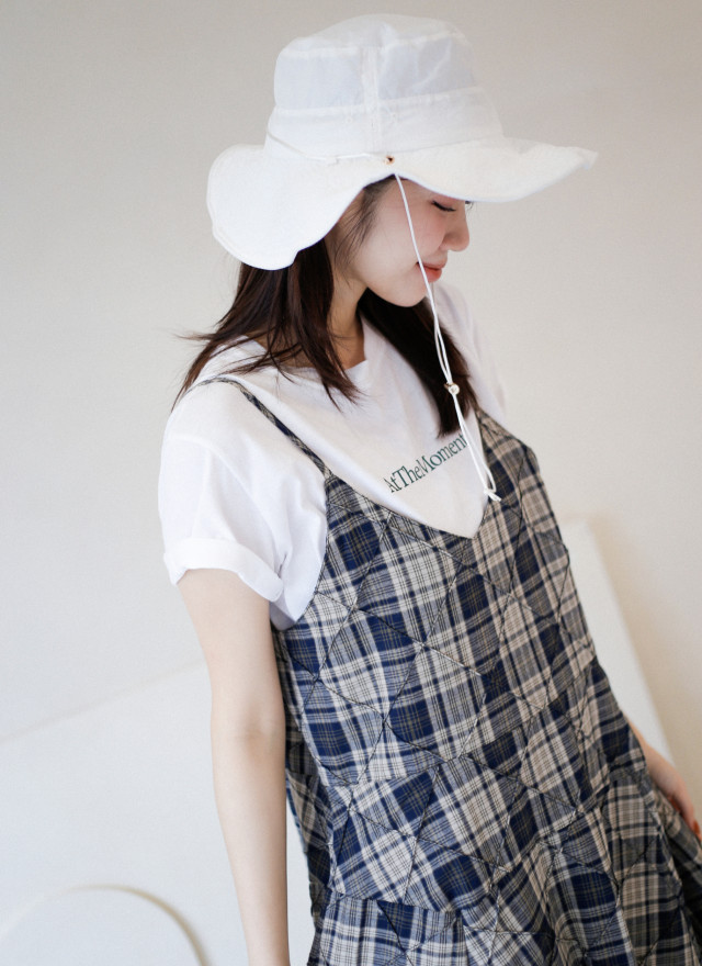 BS莉婭菱格細肩洋裝