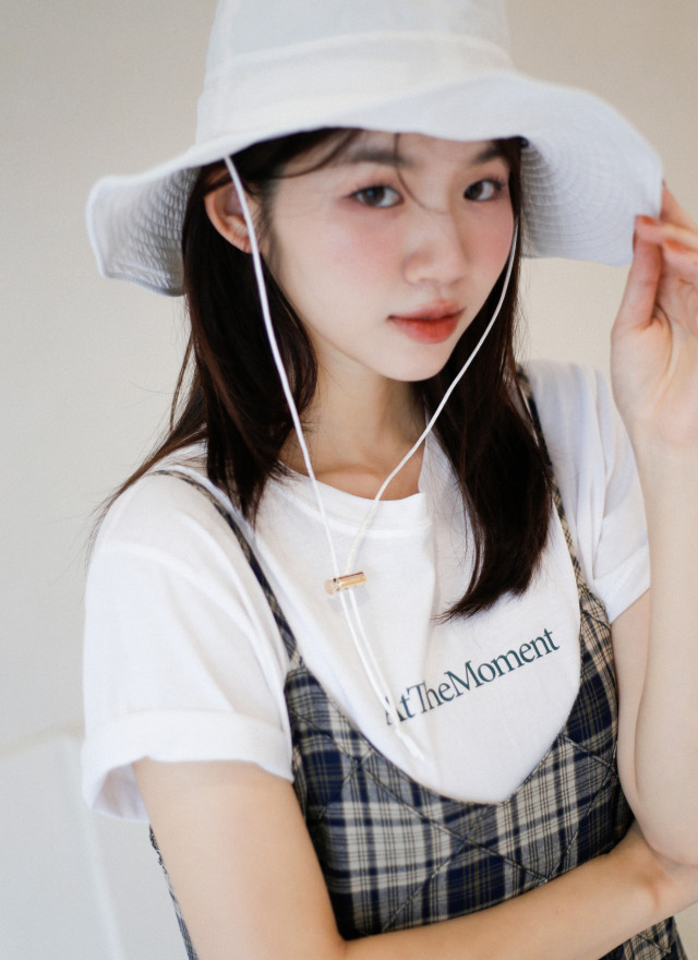 BS AtTheMoment棉T(兩色)