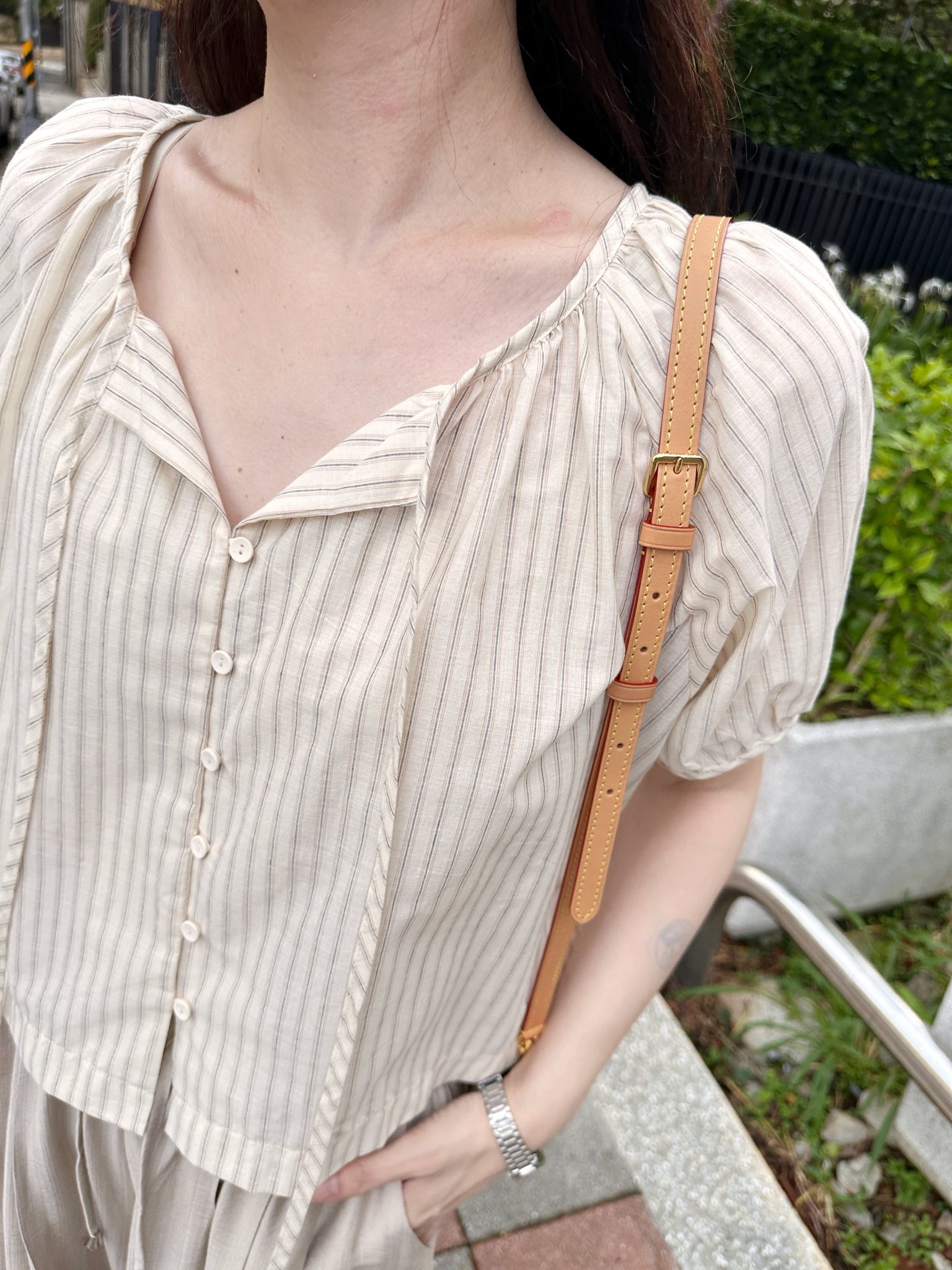 BS莉芙直紋排釦上衣