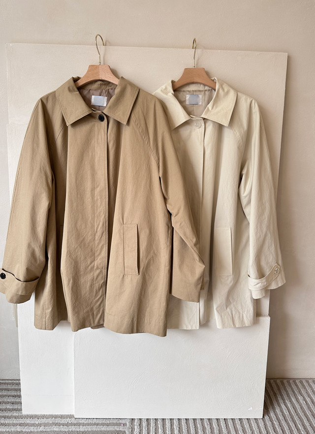 BS奶油傘狀風衣外套(兩色)