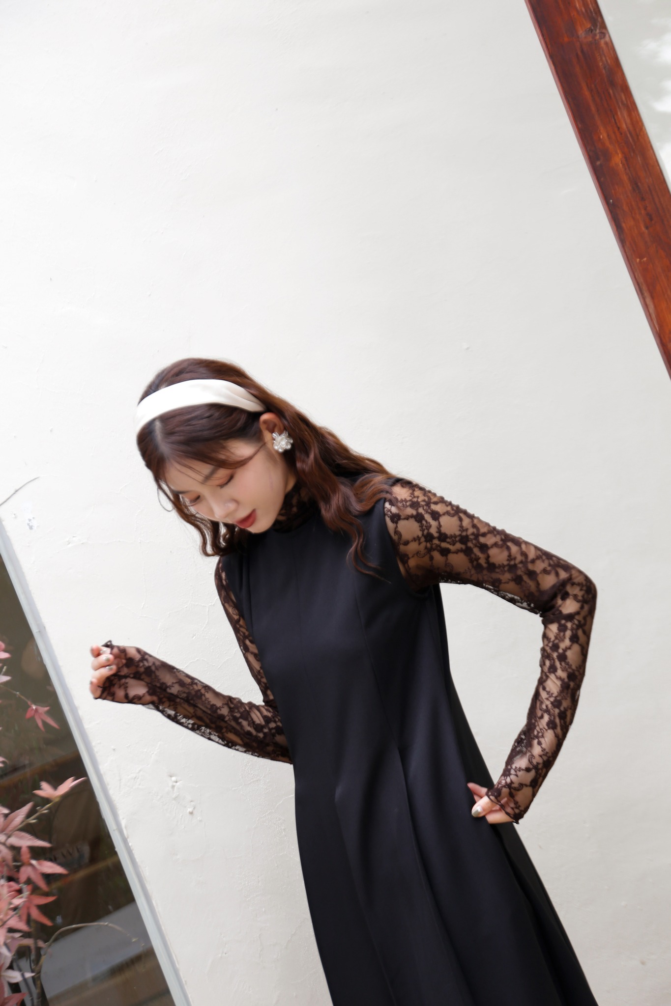 BS蕾絲透肌高領上衣(三色)