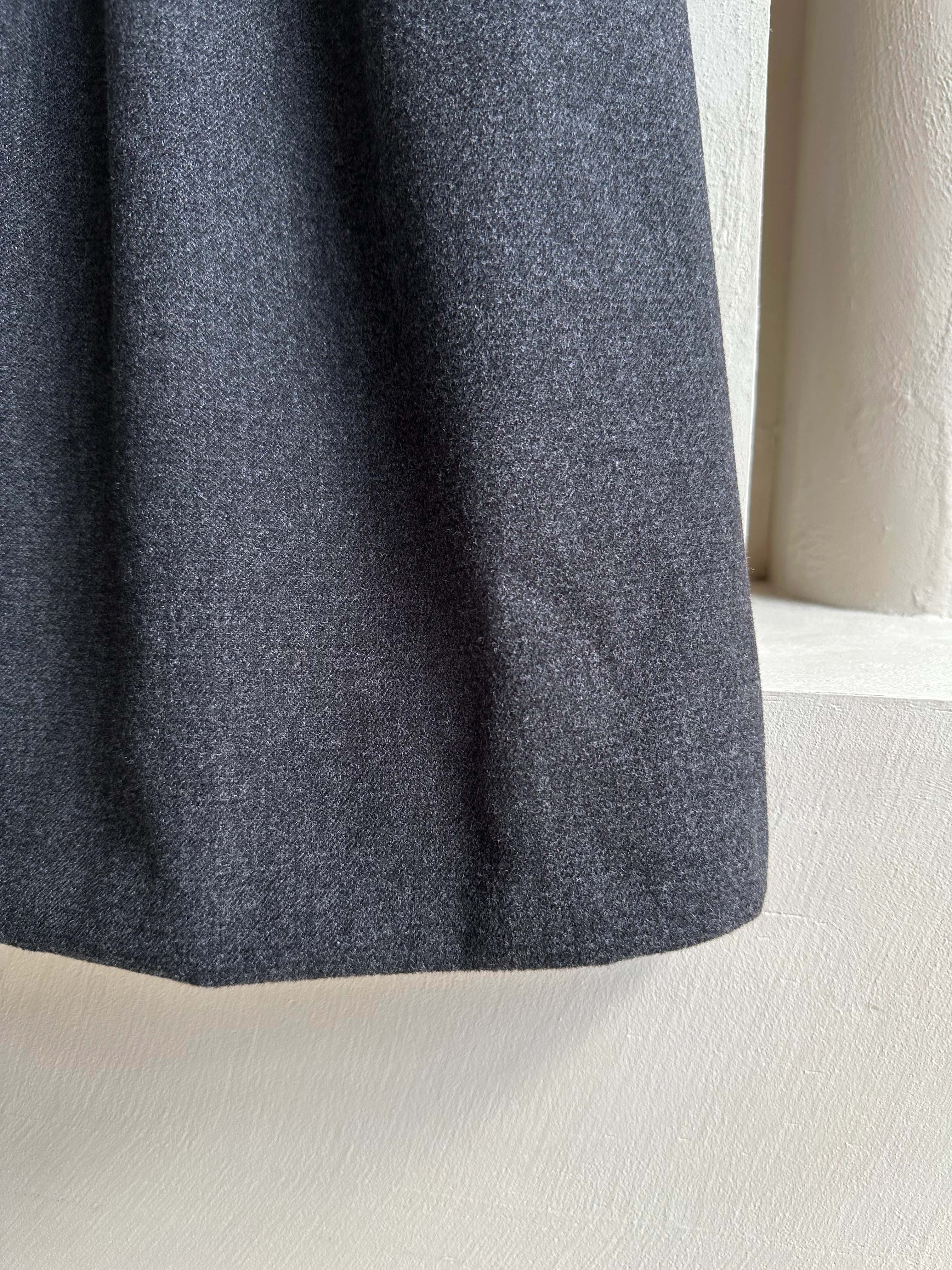 BS混織羊毛大V領洋裝(兩色)