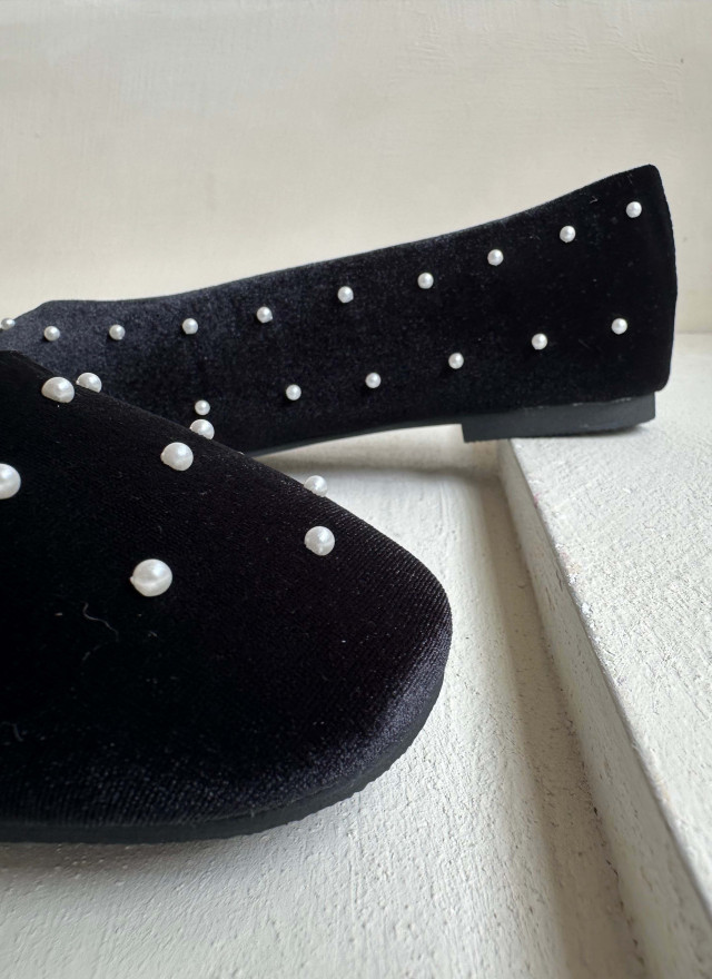 BS珍珠絨面低跟鞋