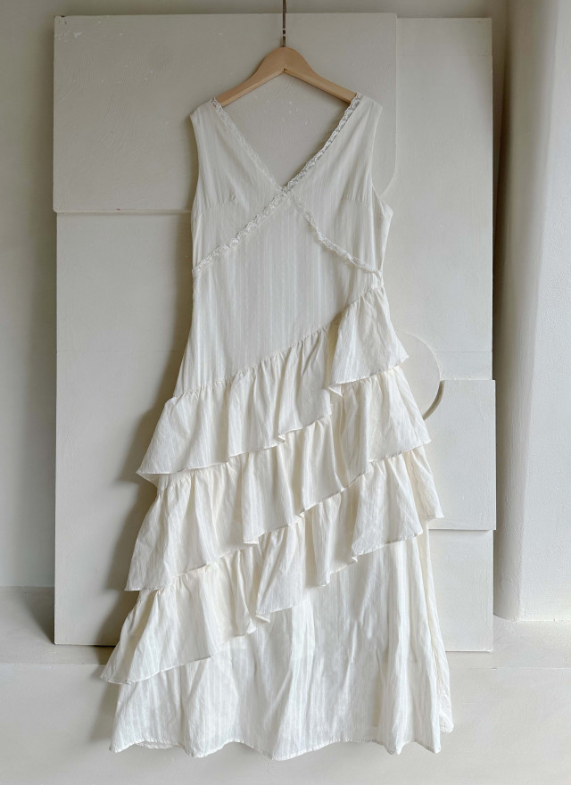 BS芙洛拉層次長洋裝