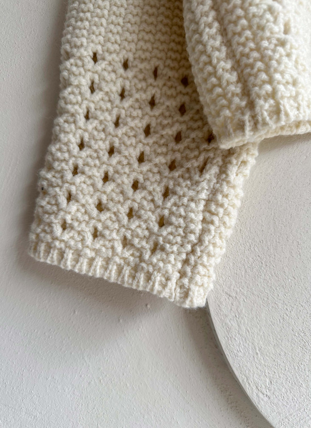 BS鏤空針織翻領外套