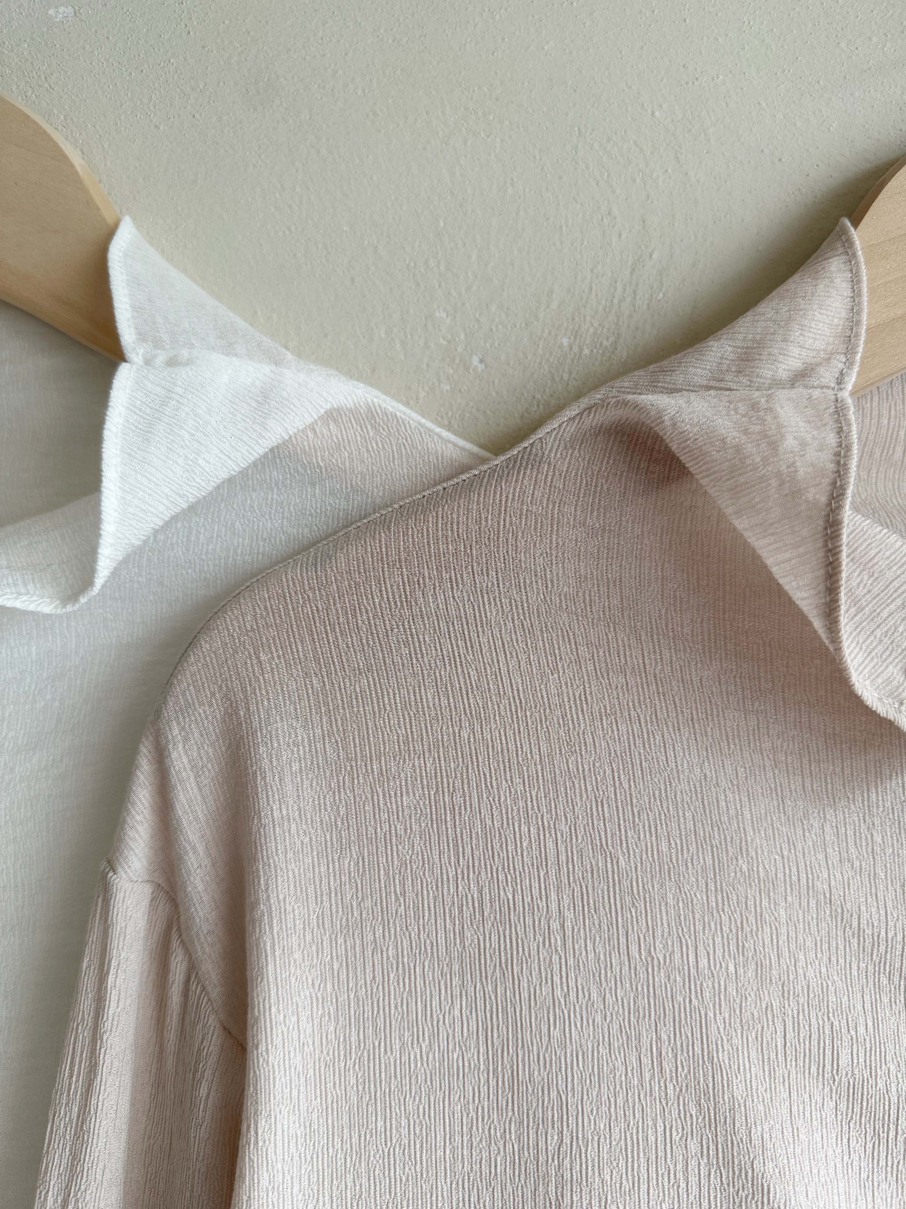 BS微領柔紗襯衫(兩色)