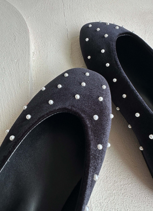 BS珍珠絨面低跟鞋