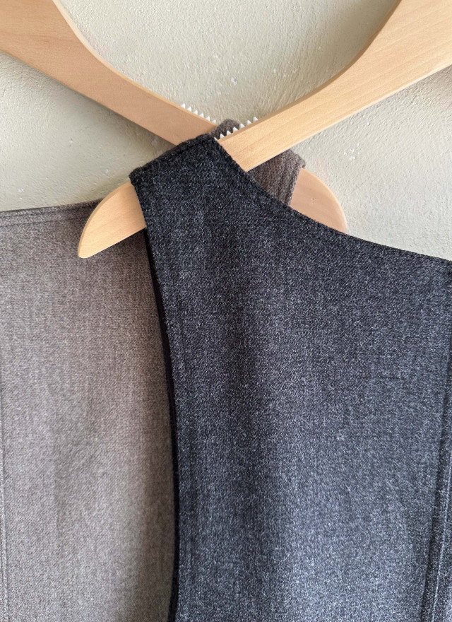 BS混織羊毛大V領洋裝(兩色)