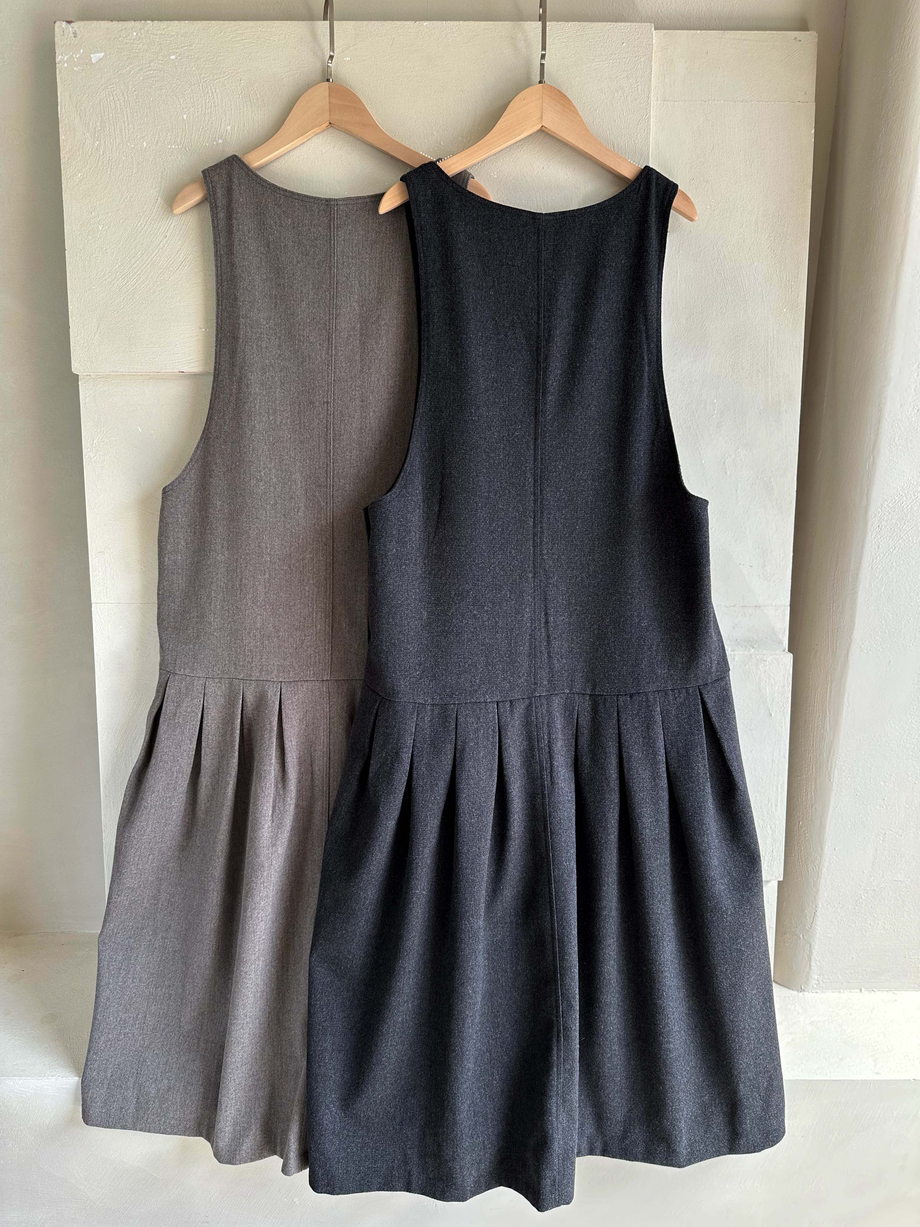 BS混織羊毛大V領洋裝(兩色)