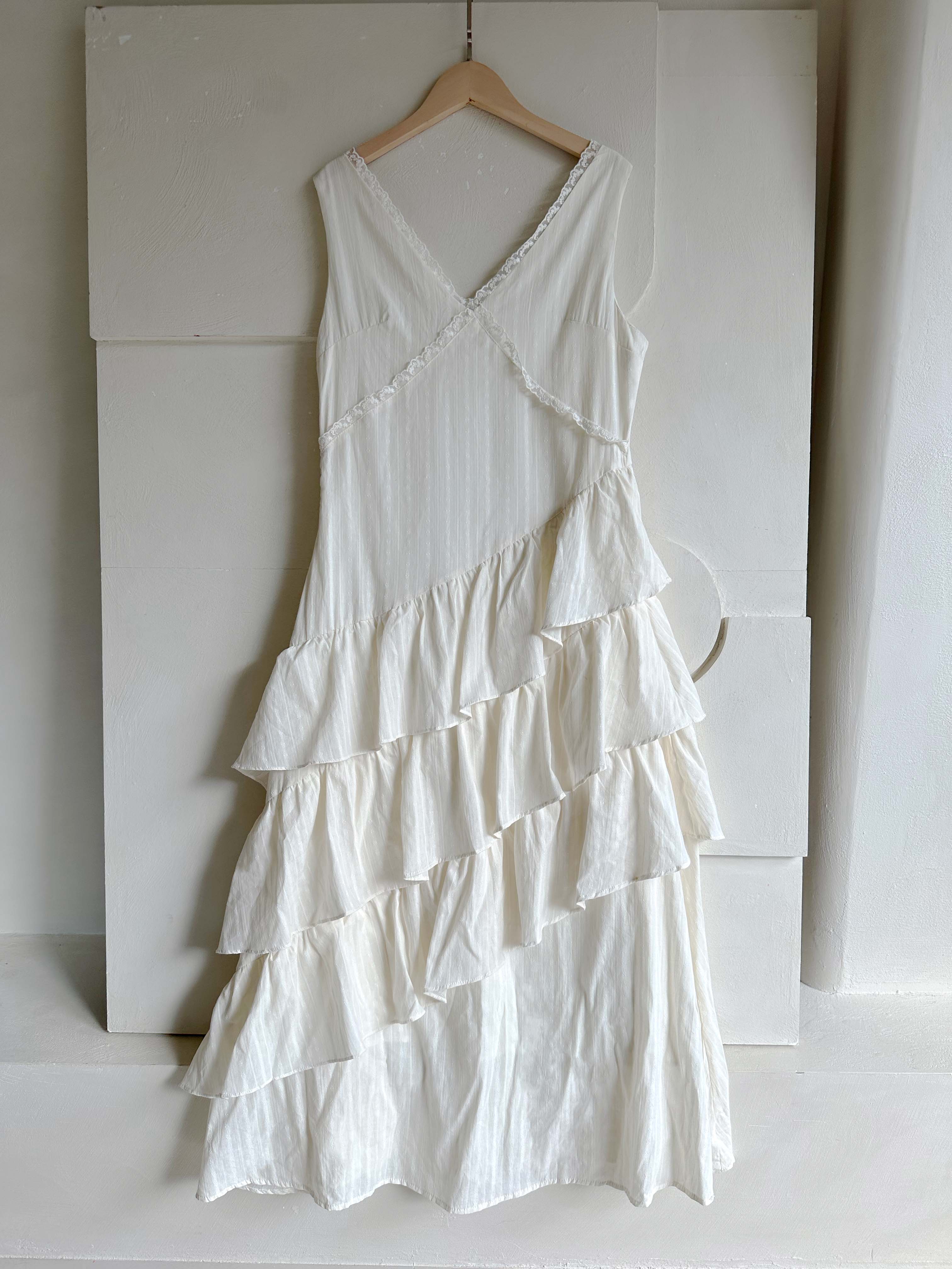 BS芙洛拉層次長洋裝