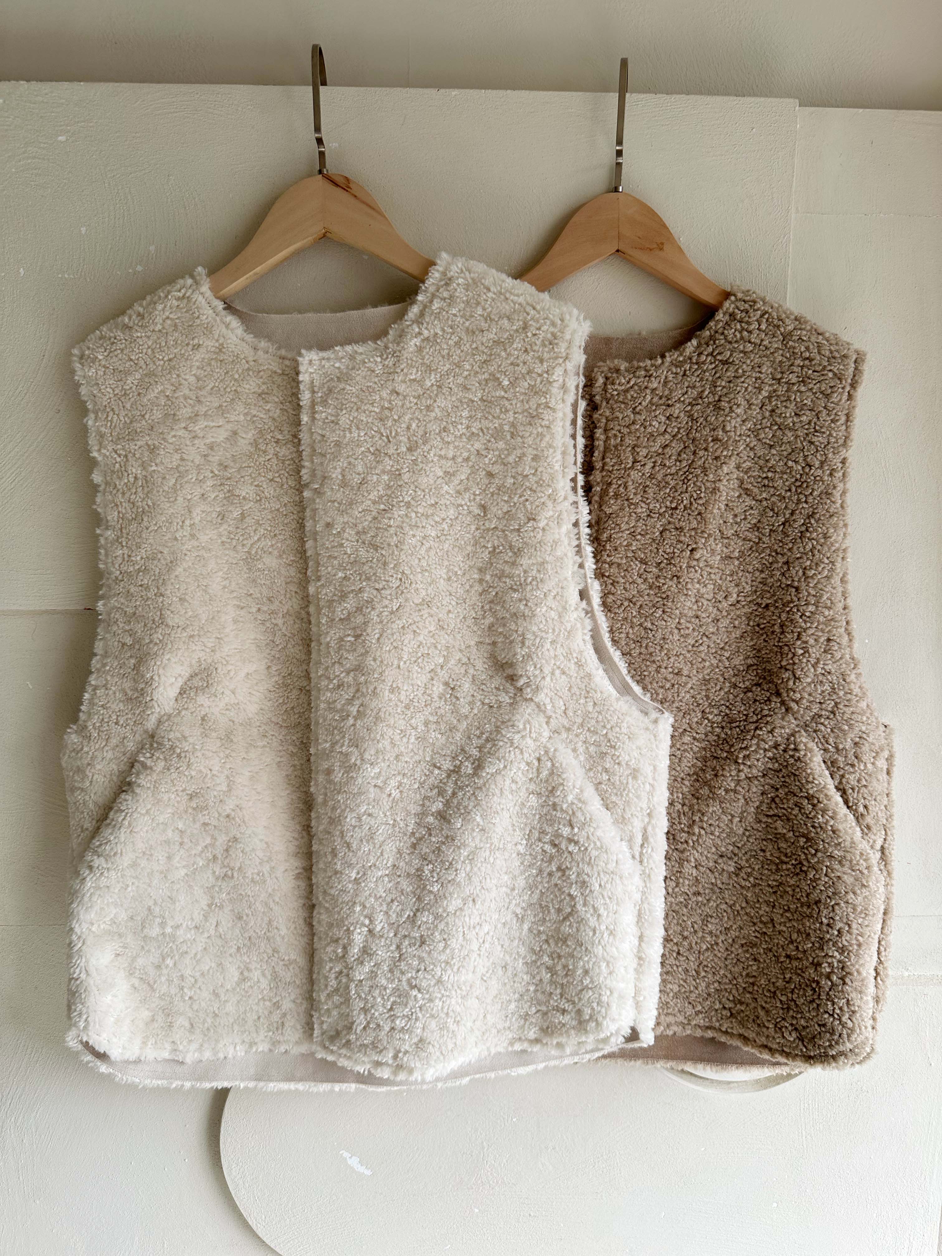 BS蓓菈絨毛背心(兩色)