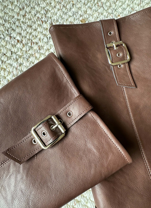 BS波希釦環咖啡長靴 (特殊代購)