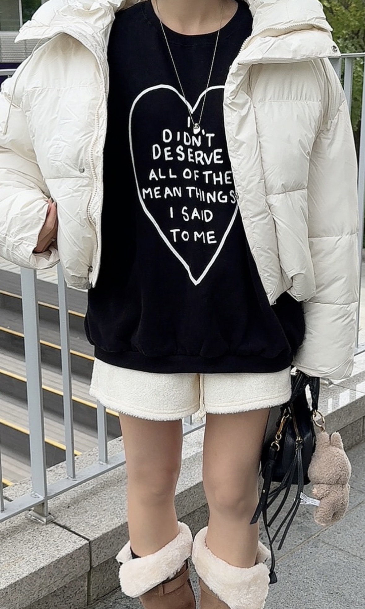 BS手繪愛心大學T(兩色)