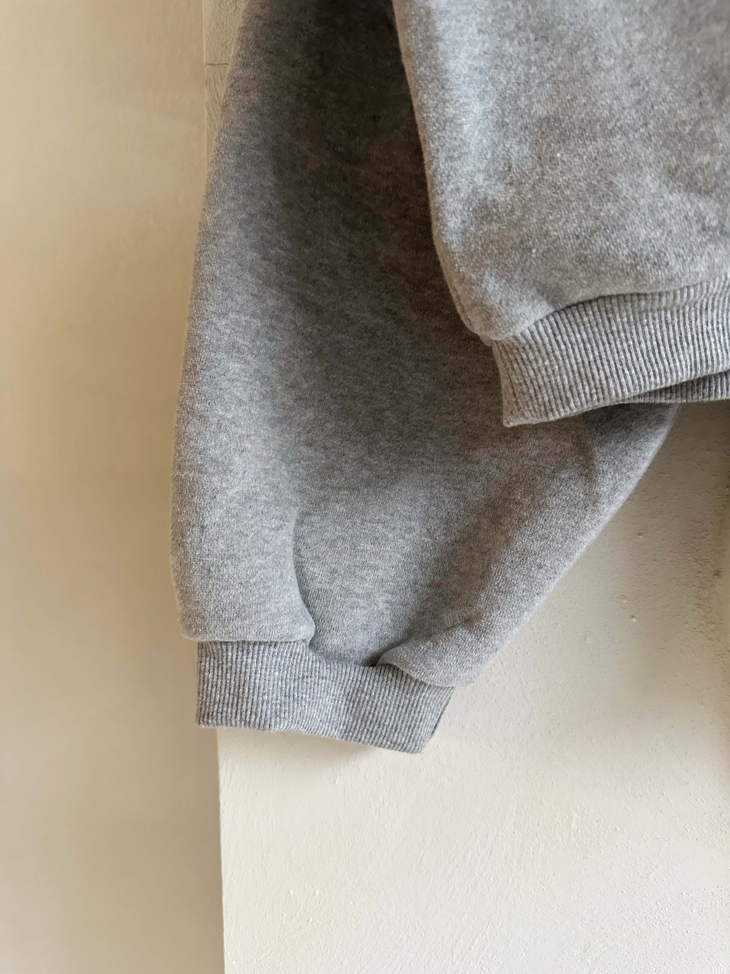 BS手繪愛心大學T(兩色)