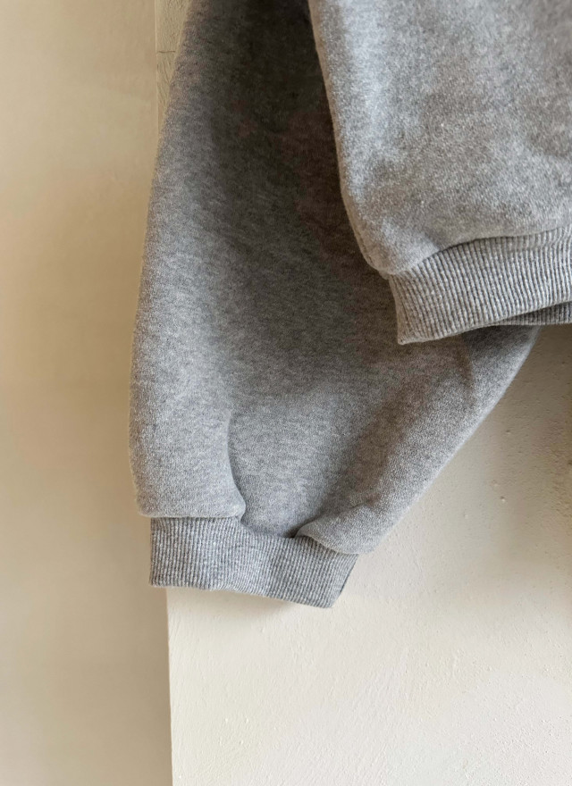 BS手繪愛心大學T(兩色)