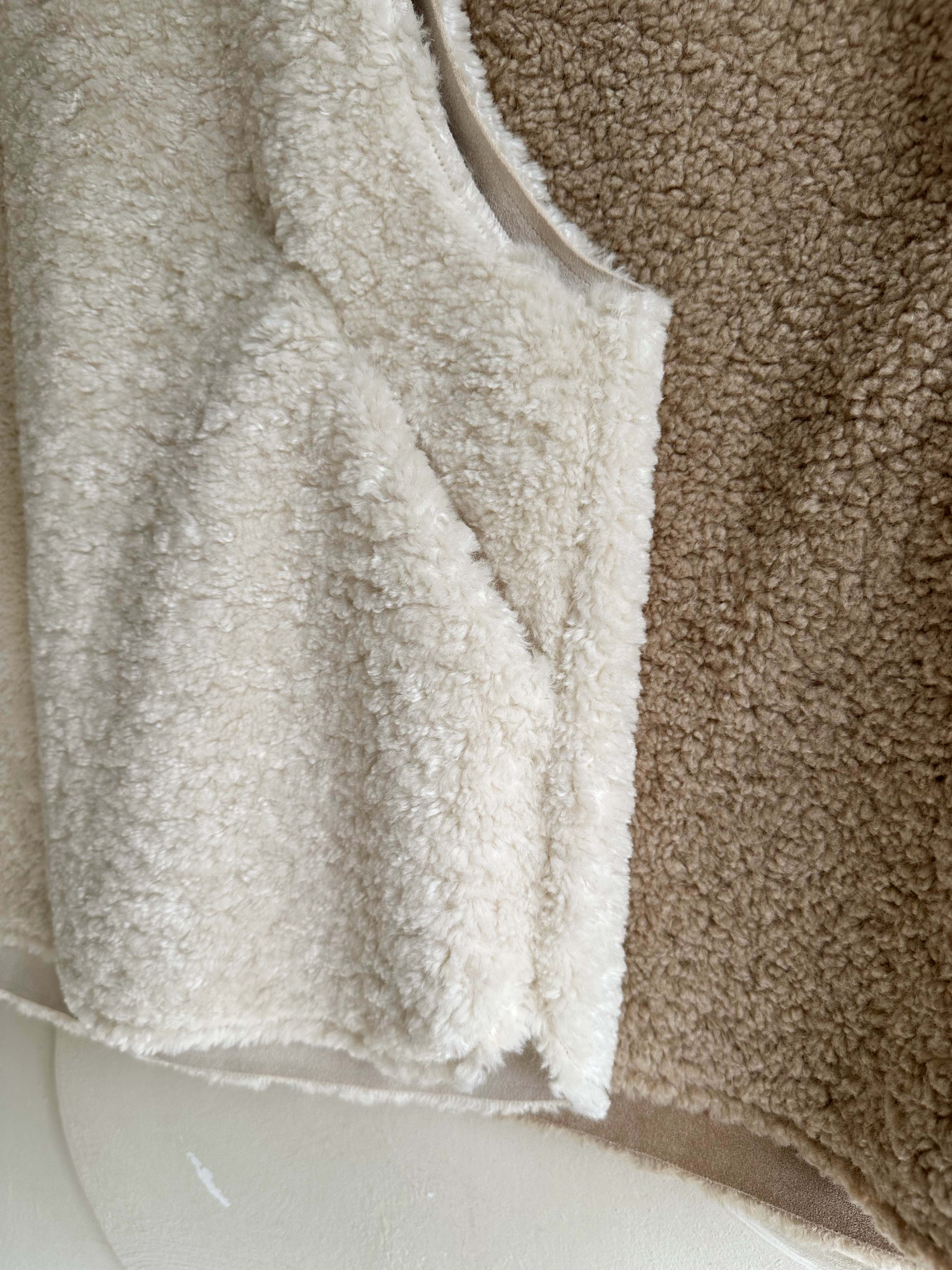 BS蓓菈絨毛背心(兩色)