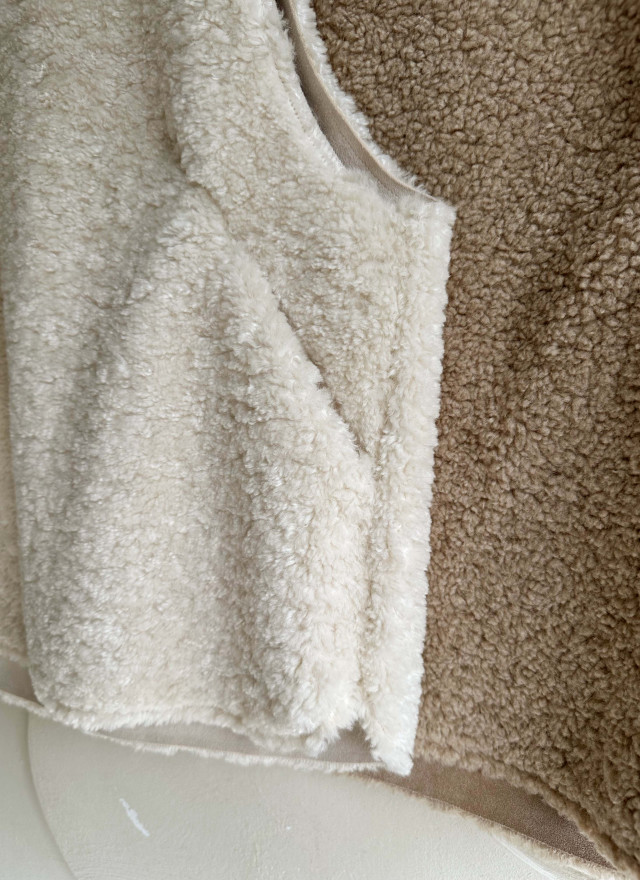 BS蓓菈絨毛背心(兩色)