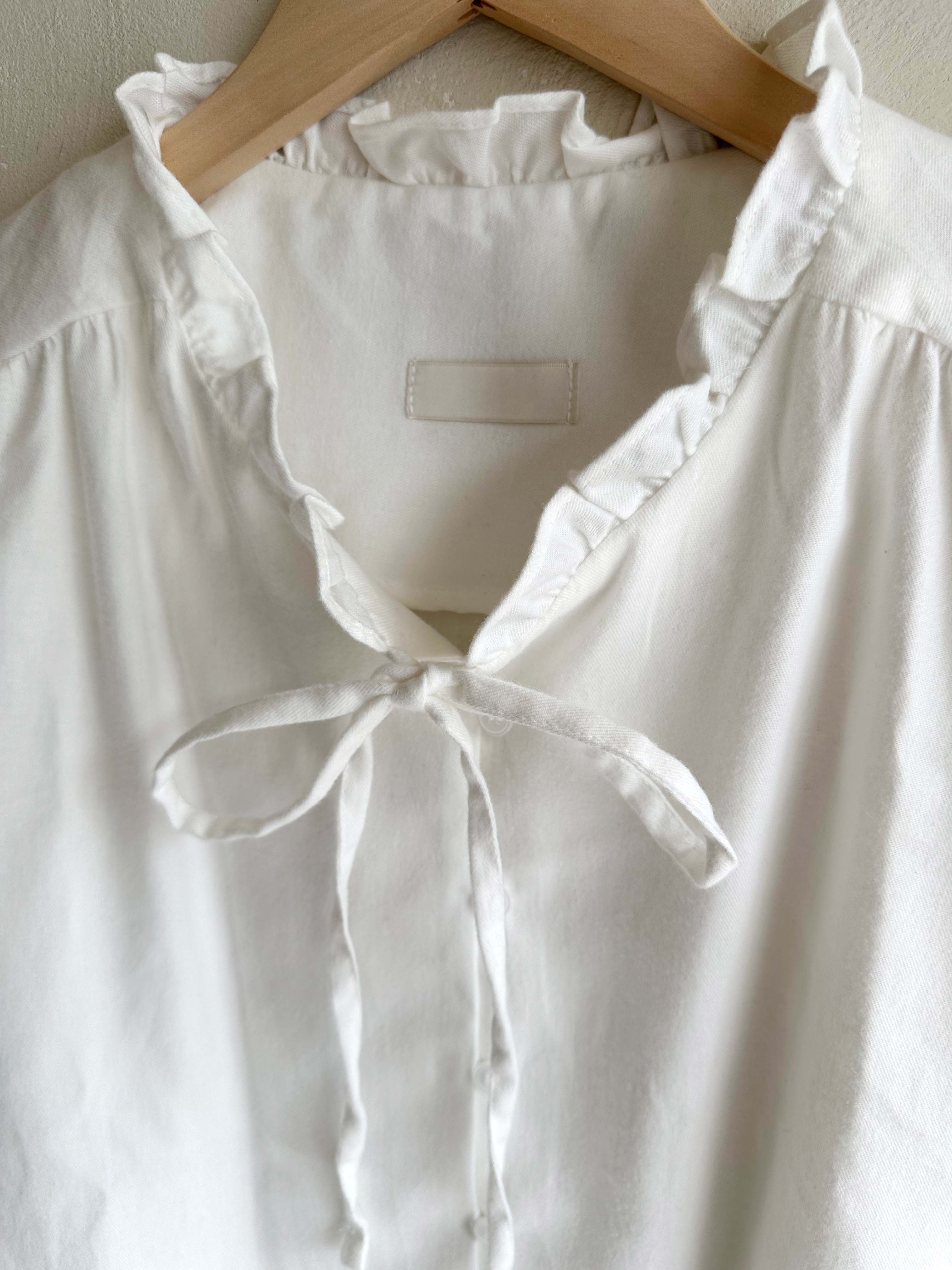 BS摺邊綁帶襯衫