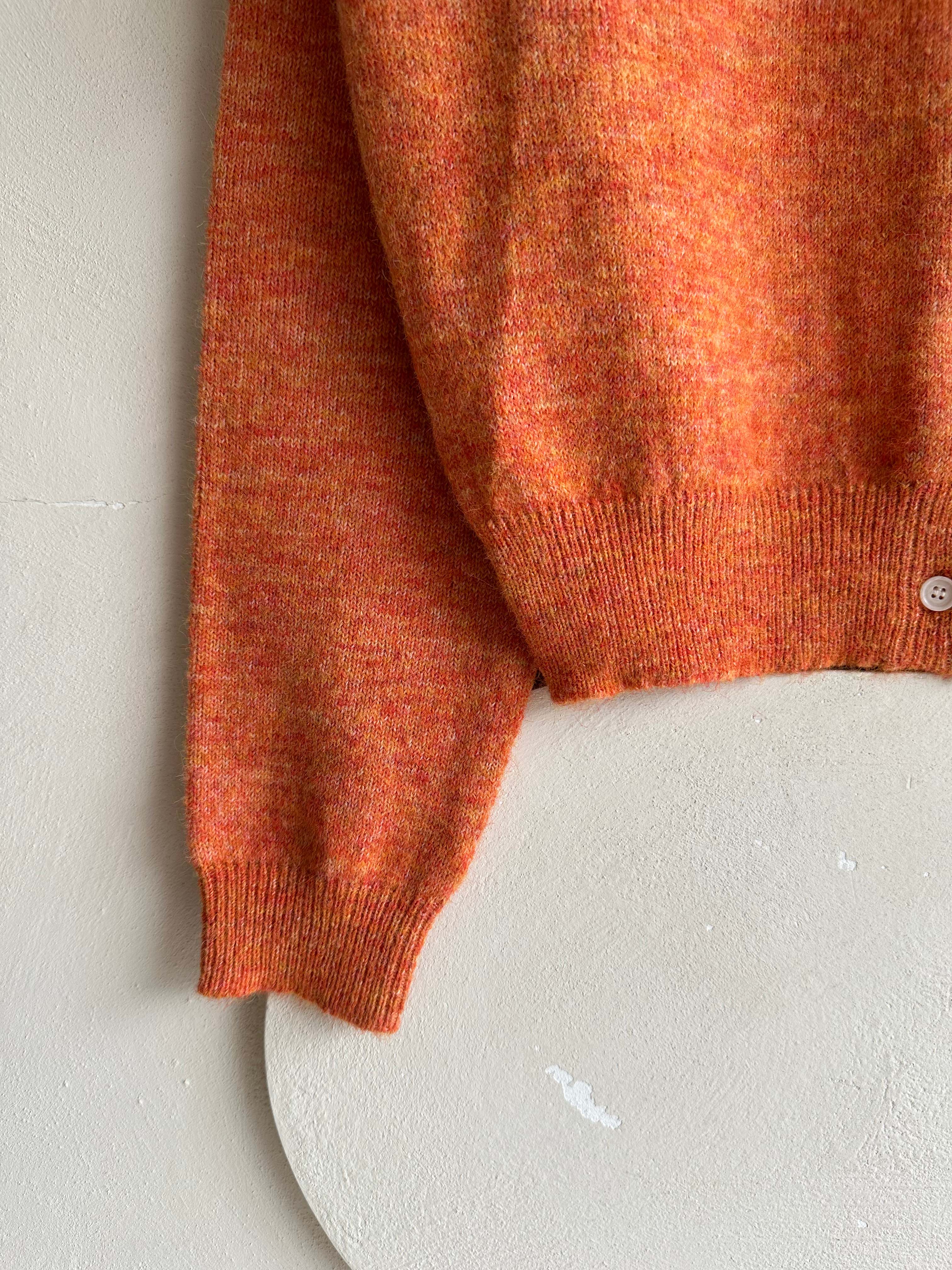 BS橘彩排釦針織上衣