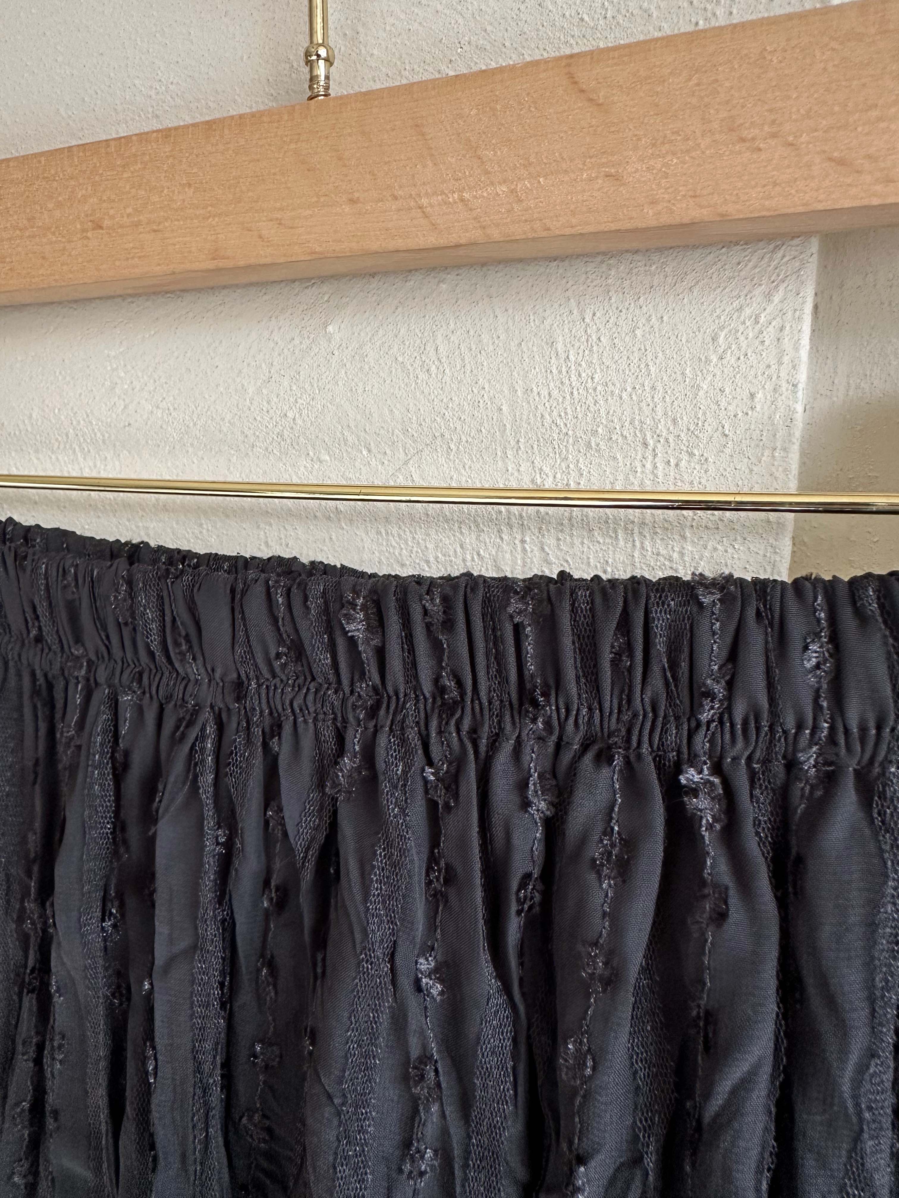 BS微亮絲紋理長裙(兩色)