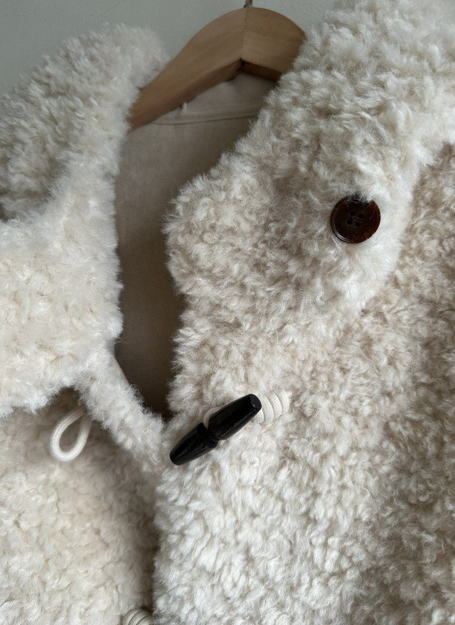 BS毛絨連帽牛角扣外套