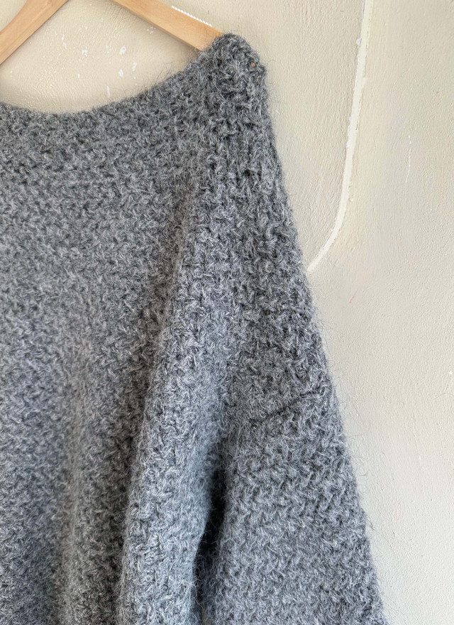 BS 雲霧寬領粗針毛衣