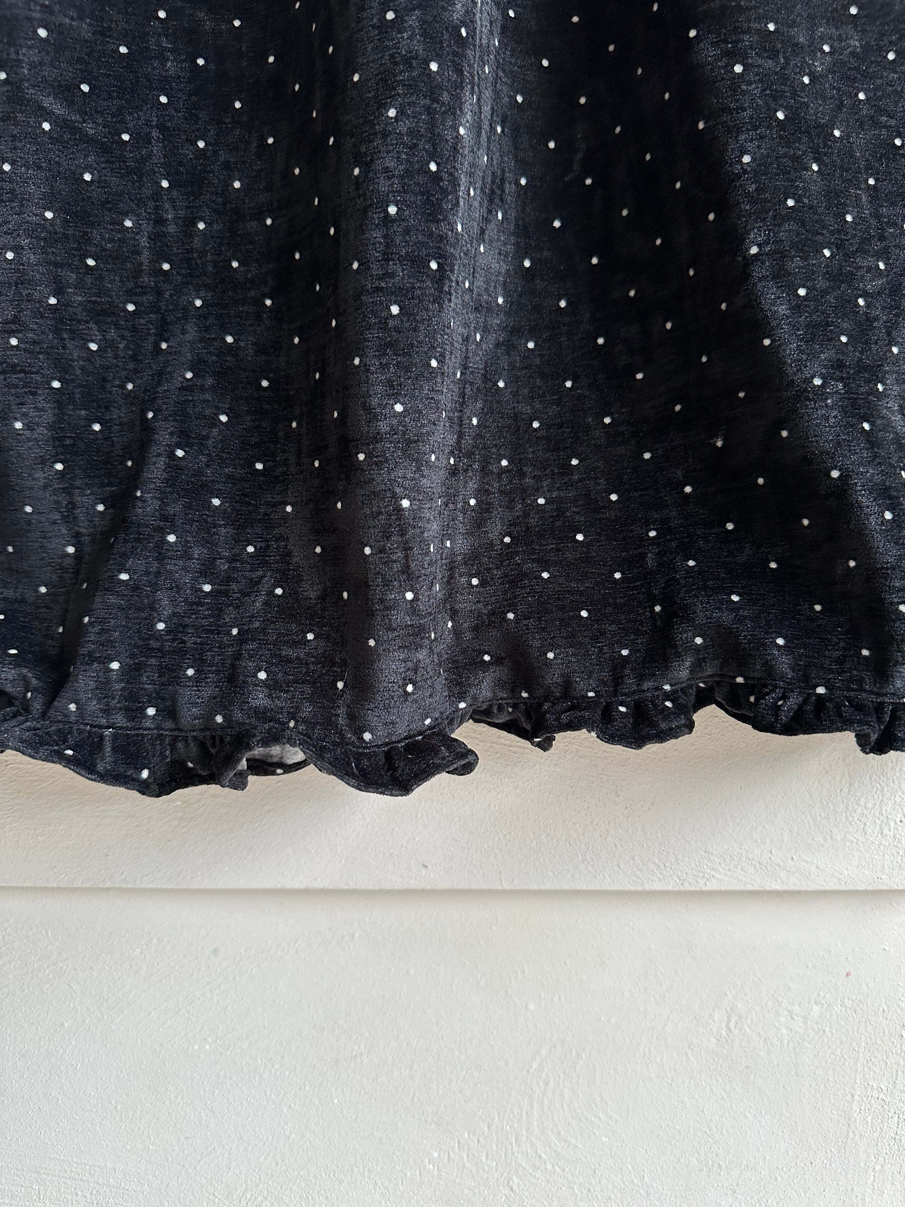 BS波點荷葉邊長裙(兩色)