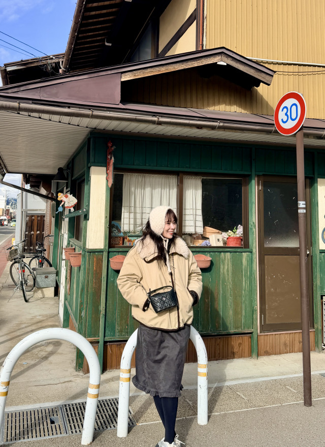 BS抽繩垂墜荷葉裙(兩色)