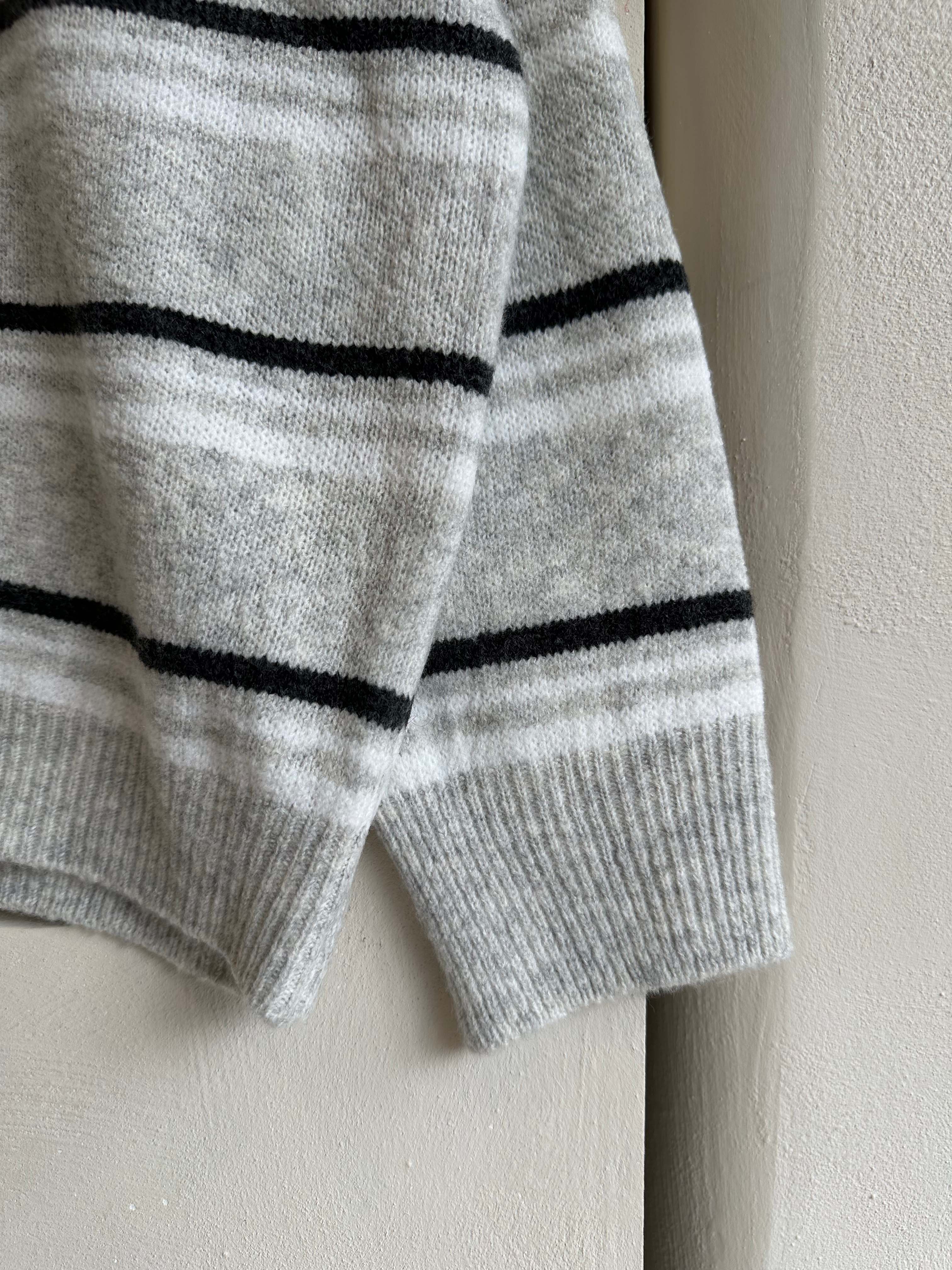 BS小領橫紋針織上衣(兩色)