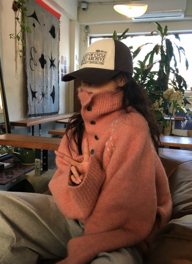 BS韓國排釦羊絨毛衣（三色）-男女皆可穿