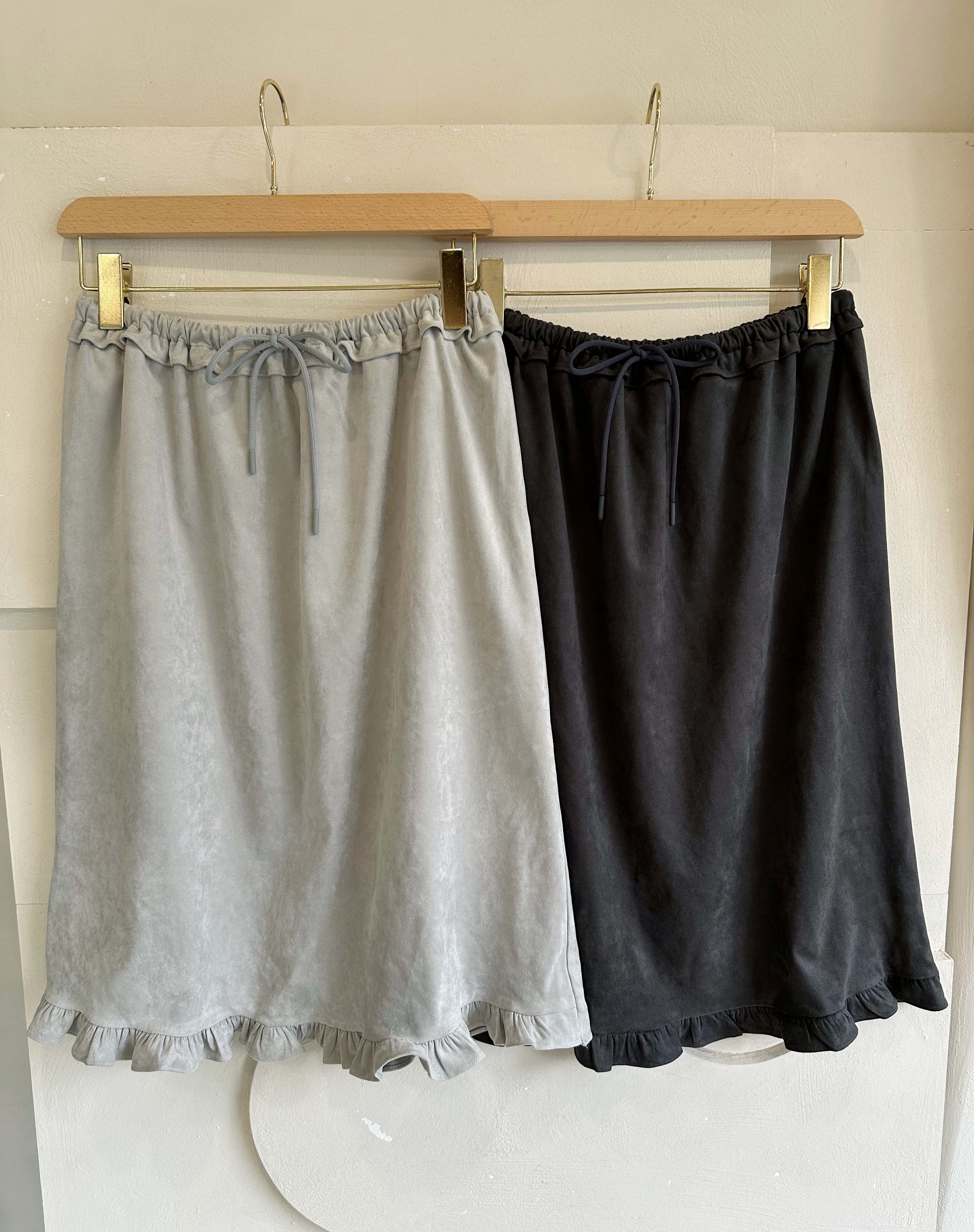 BS抽繩垂墜荷葉裙(兩色)