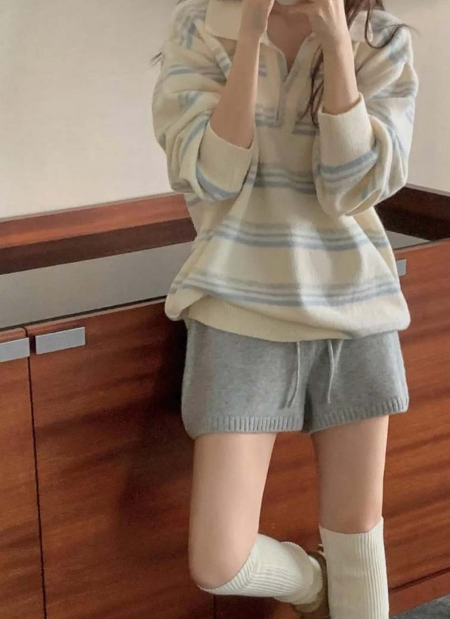 BS小領橫紋針織上衣(兩色)