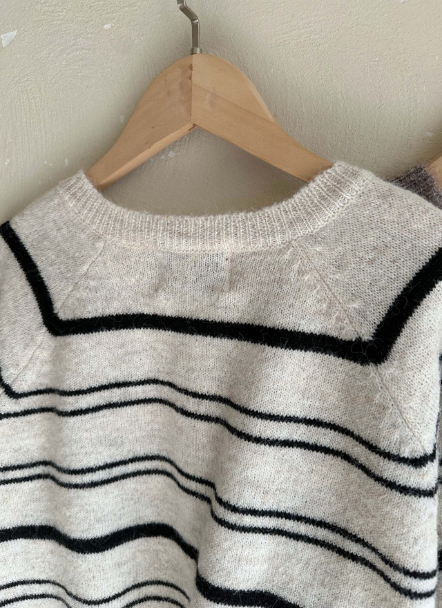 BS圓領細條針織上衣(三色)