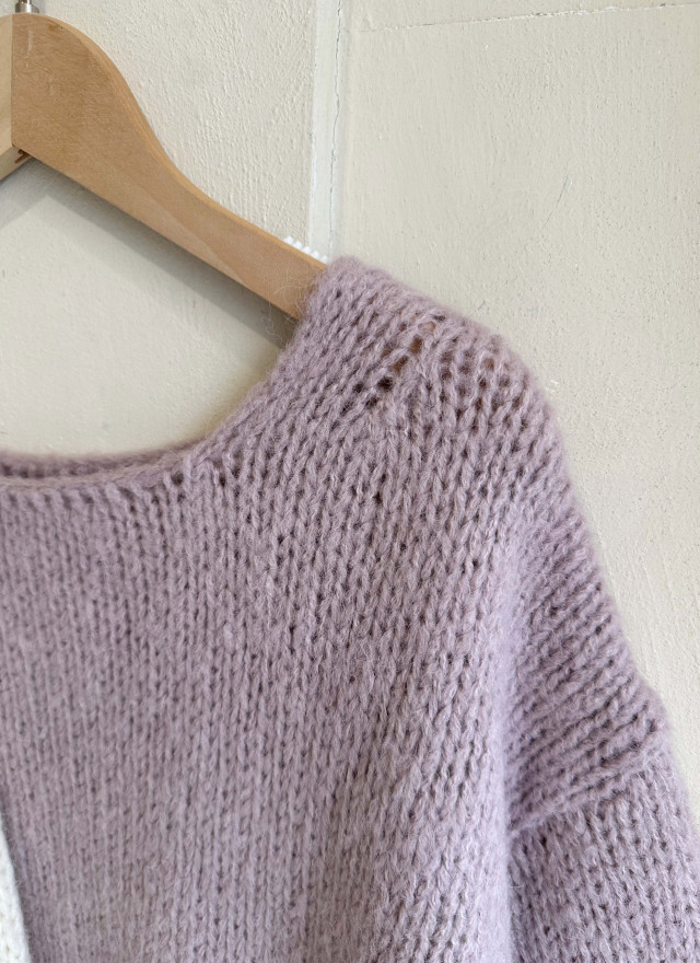 BS滾邊織紋羊絨上衣(兩色)