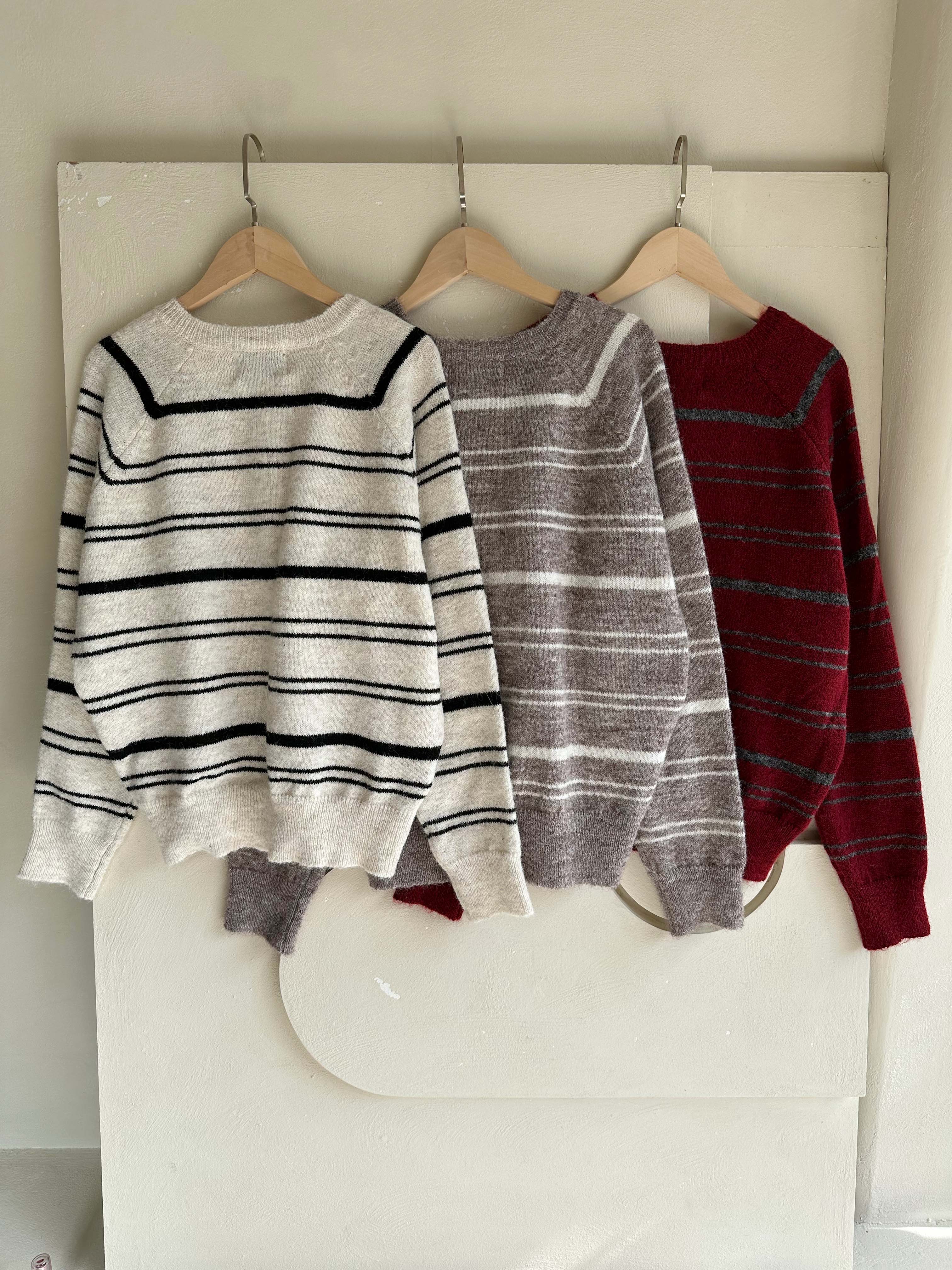 BS圓領細條針織上衣(三色)