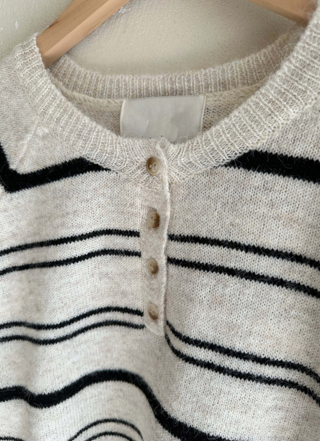 BS圓領細條針織上衣(三色)