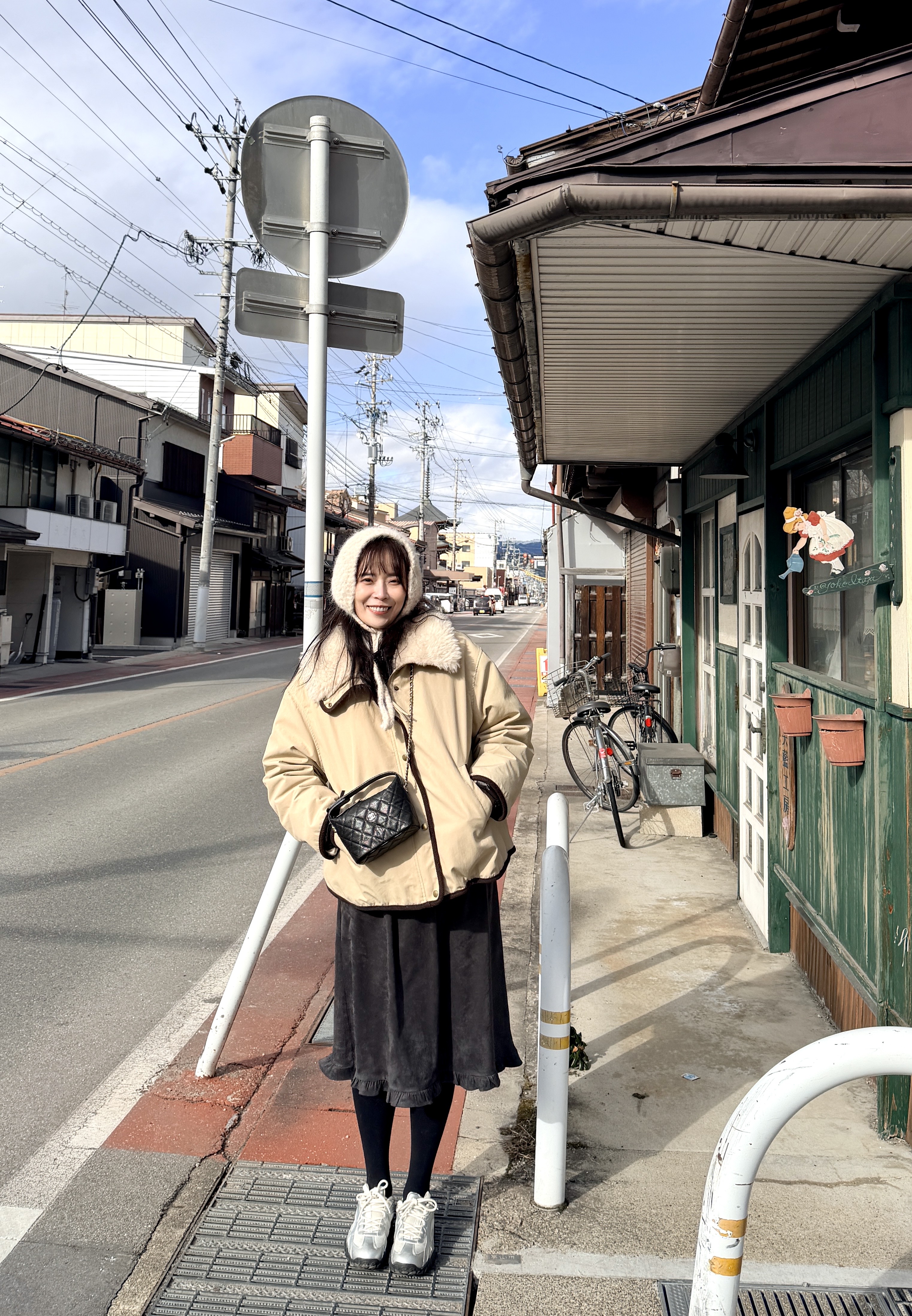 BS抽繩垂墜荷葉裙(兩色)