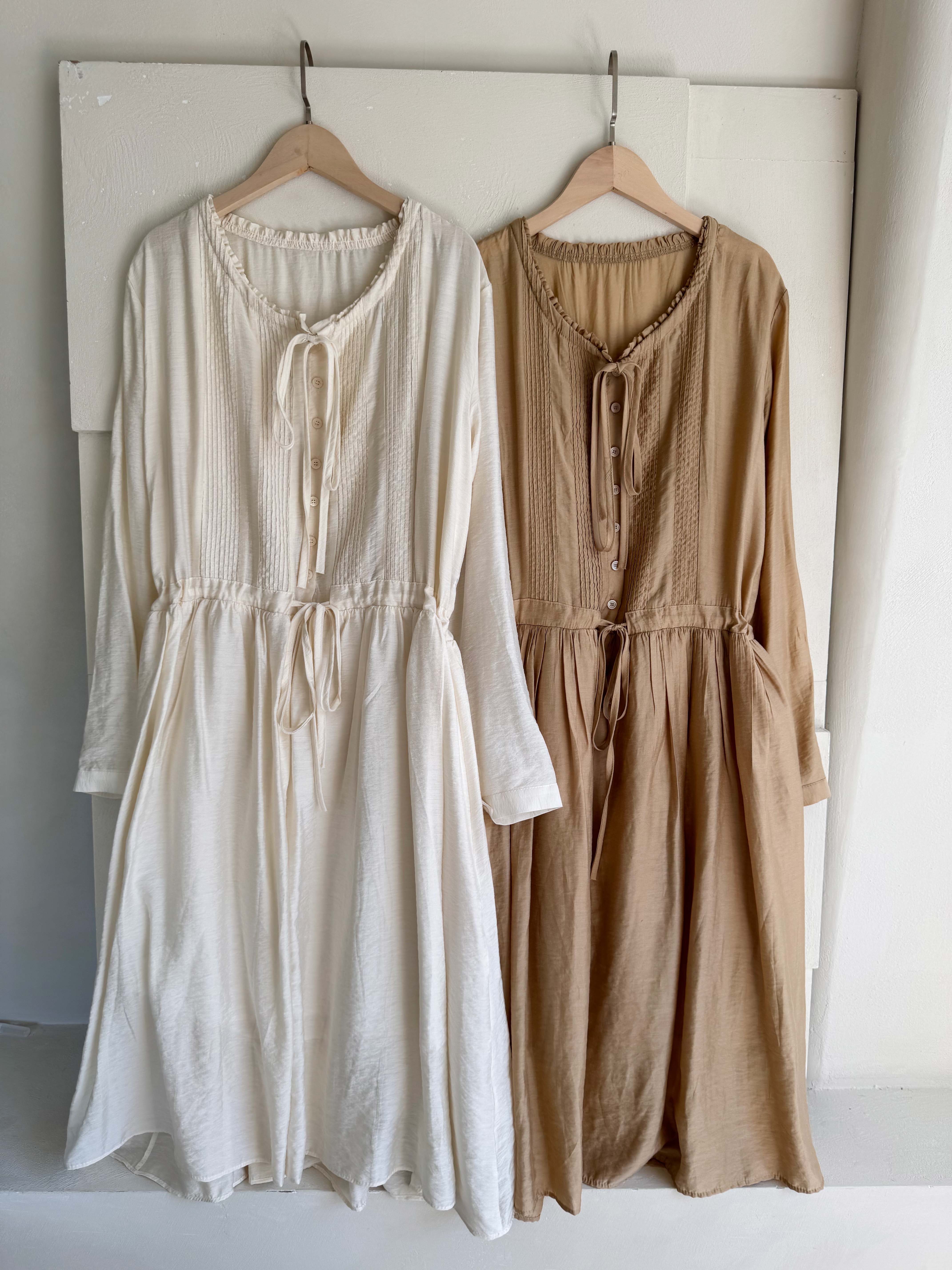 BS春日優雅抽繩長洋裝(兩色)