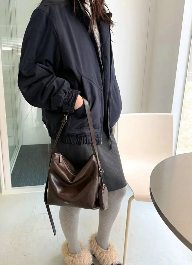 韓國設計師真皮拉鍊包-可斜背-限時團購