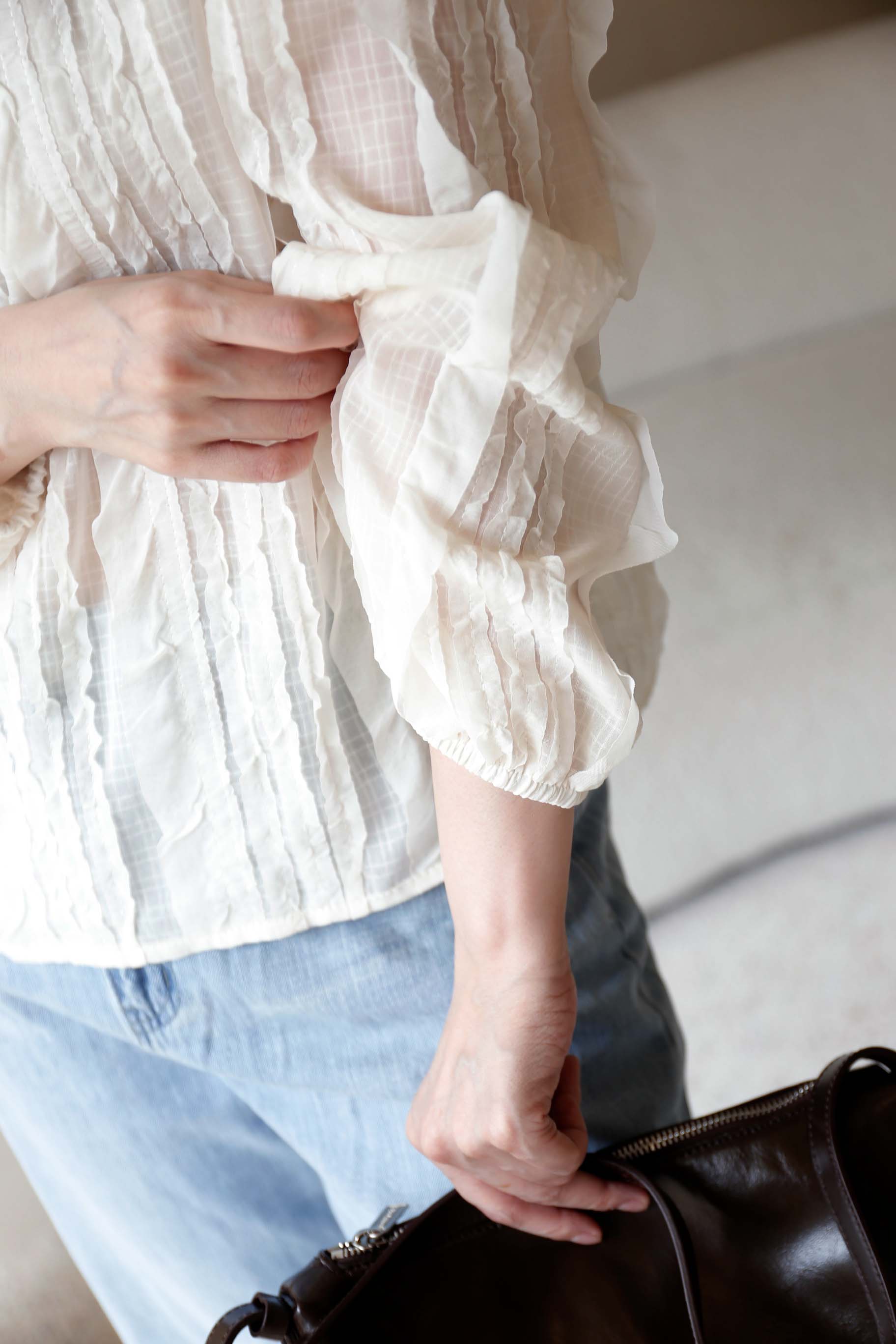 BS韓國曼柔微蓬袖上衣(兩色)