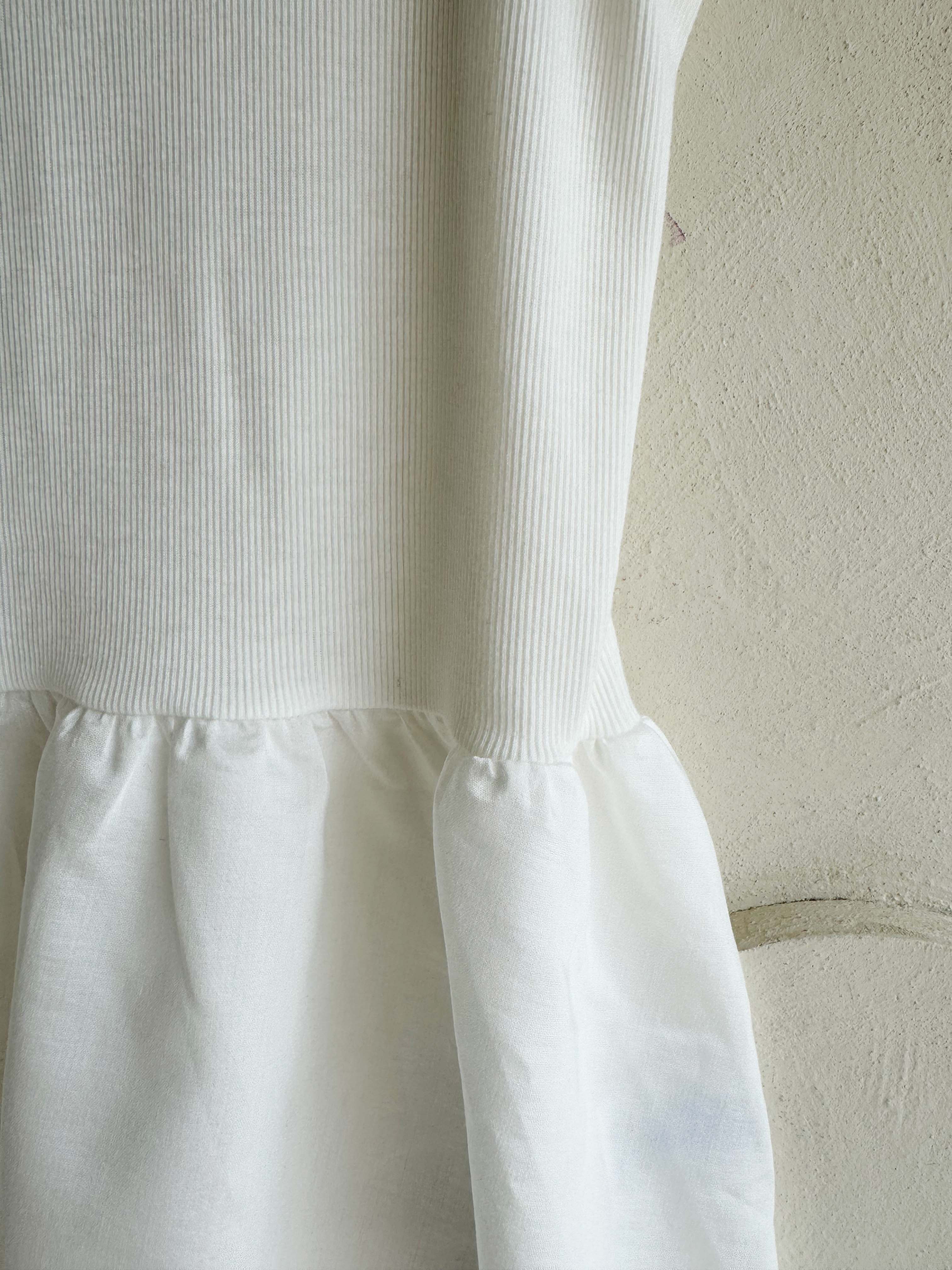 BS韓國蕾絲層擺細肩上衣