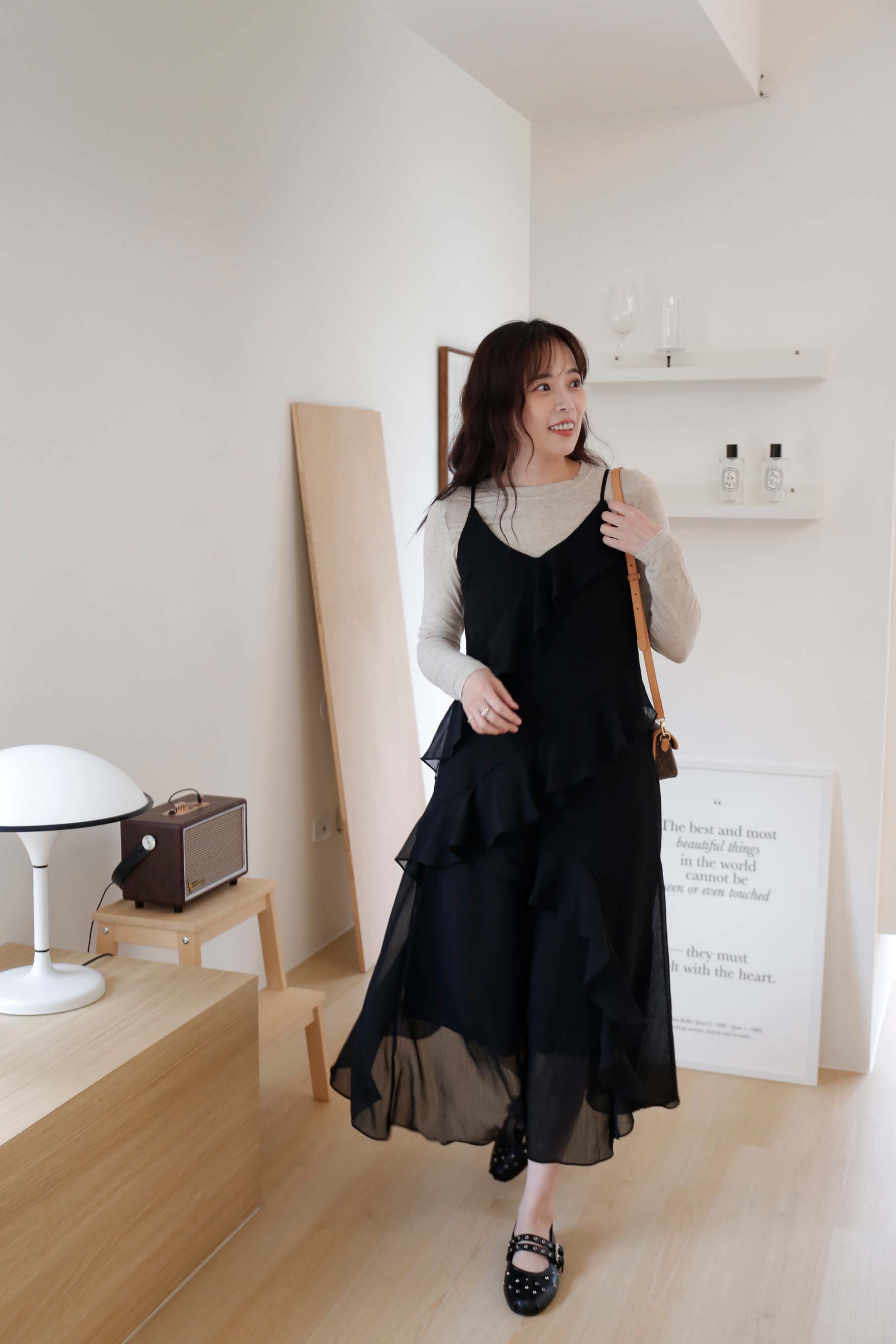 BS韓國荷葉細肩洋裝(兩色)