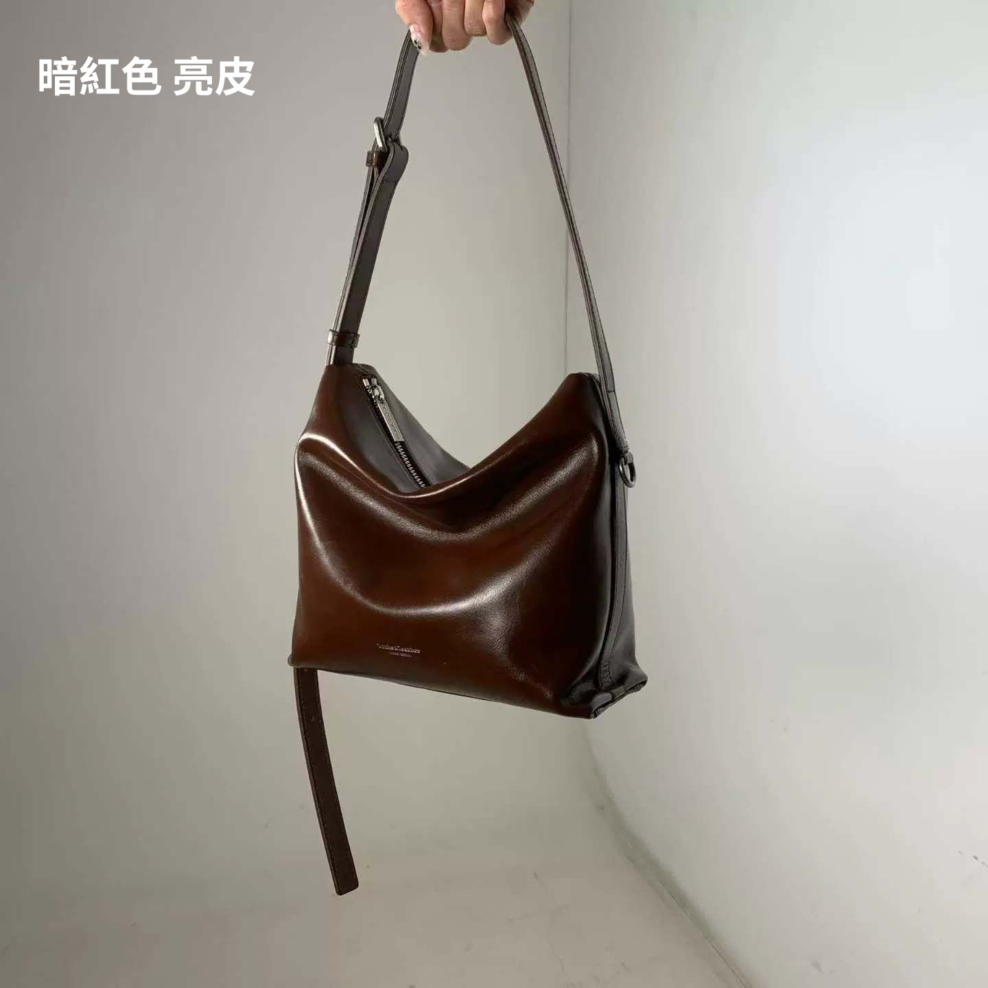 韓國設計師真皮拉鍊包-可斜背-限時團購