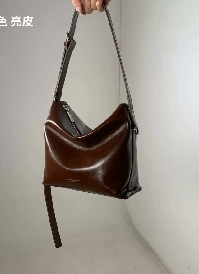 韓國設計師真皮拉鍊包-可斜背-限時團購