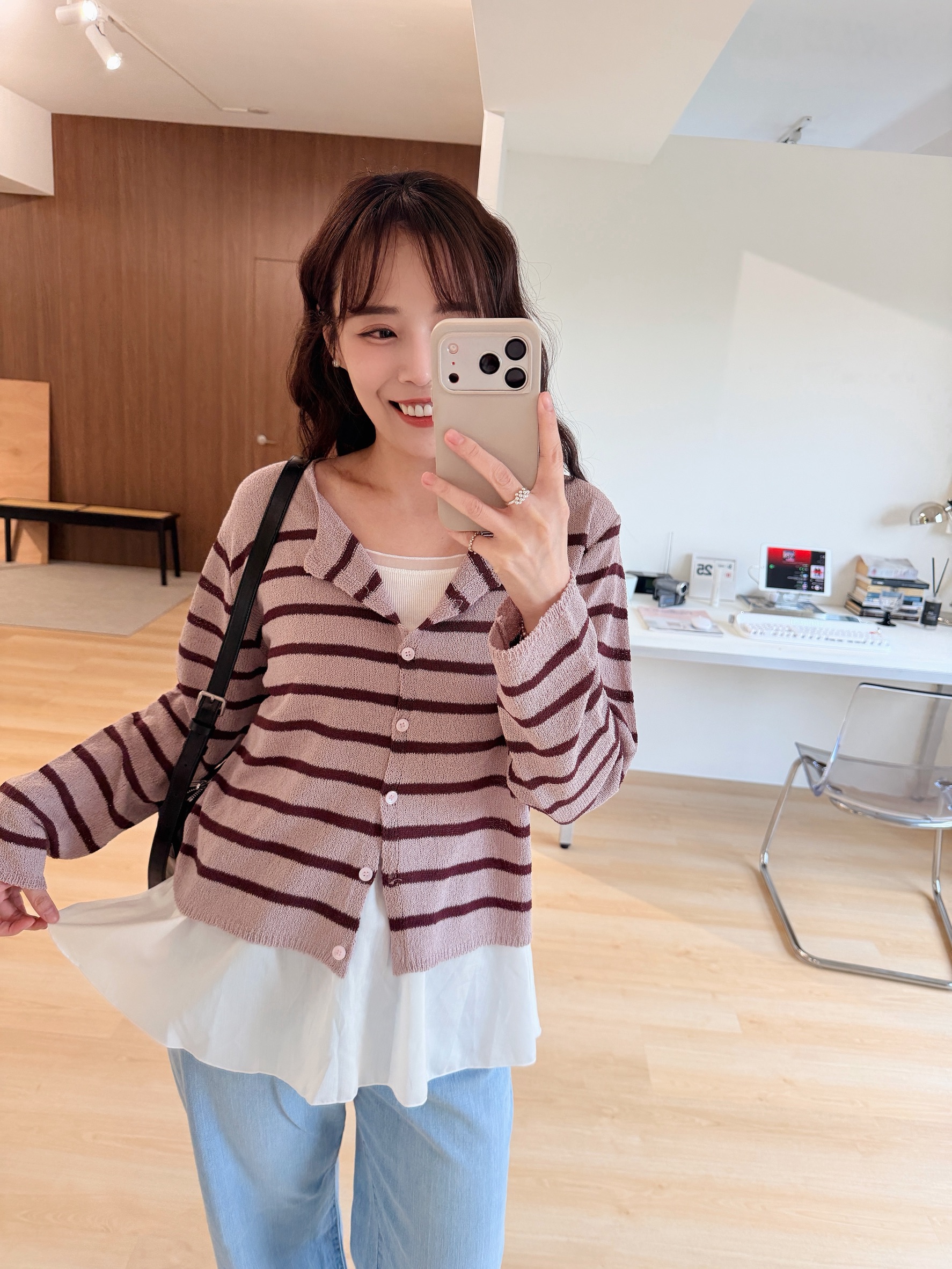 BS韓國蕾絲層擺細肩上衣