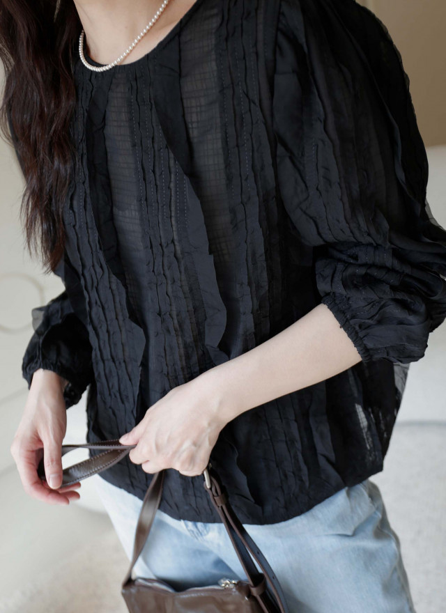 BS韓國曼柔微蓬袖上衣(兩色)