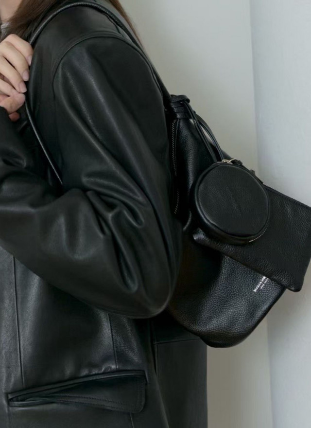 ★ 韓國設計師真皮拉鍊水桶包-限時團購