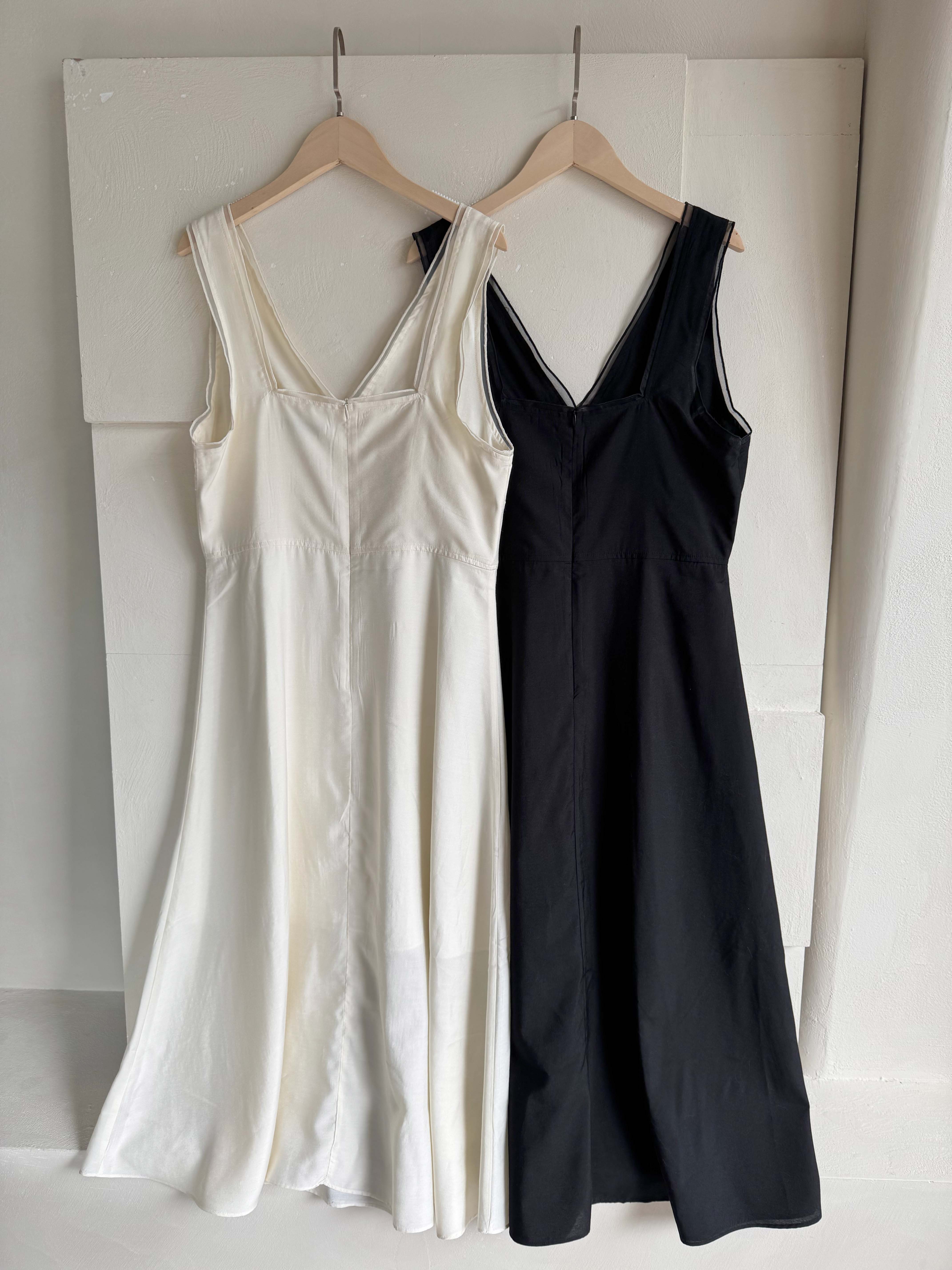 BS韓國時尚深V背心洋裝(兩色)